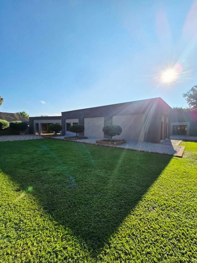 5 Bedroom Property for Sale in Irene Park North West